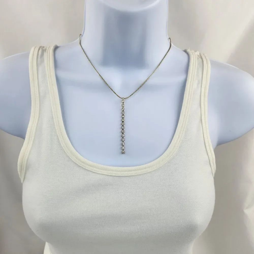 💜Silver Toned Cubic Zirconia Pendant Necklace